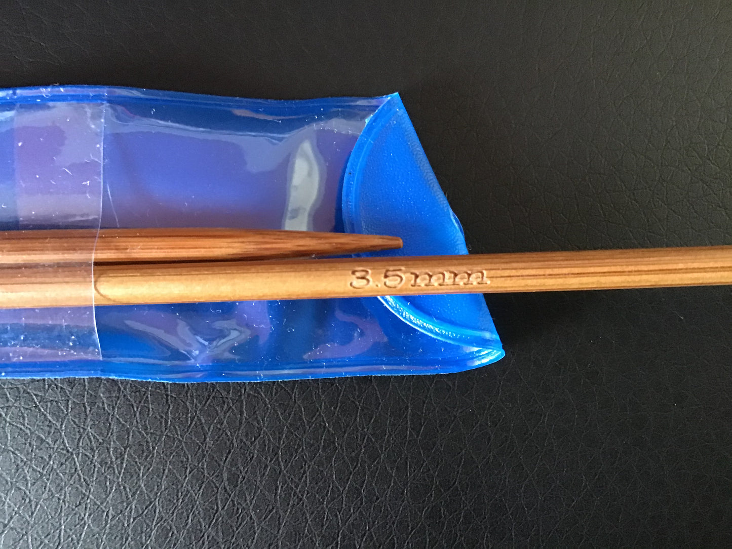 Bamboo knitting needles